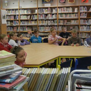 Potřehy dětí z návštěvy Krajské knihovny Vysočiny v Havlíčkově Brodě