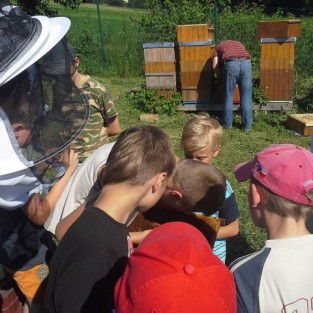Závěr školního včelařského roku